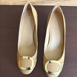 Michael Kors Beige Patent Leather Ballet Flats with Gold Buckle